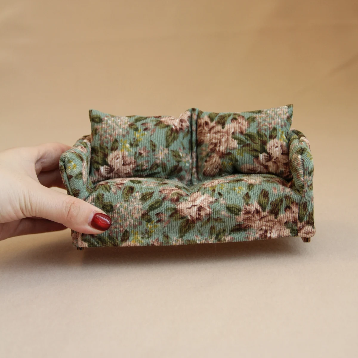 1 12 scale sofa with fabric floral