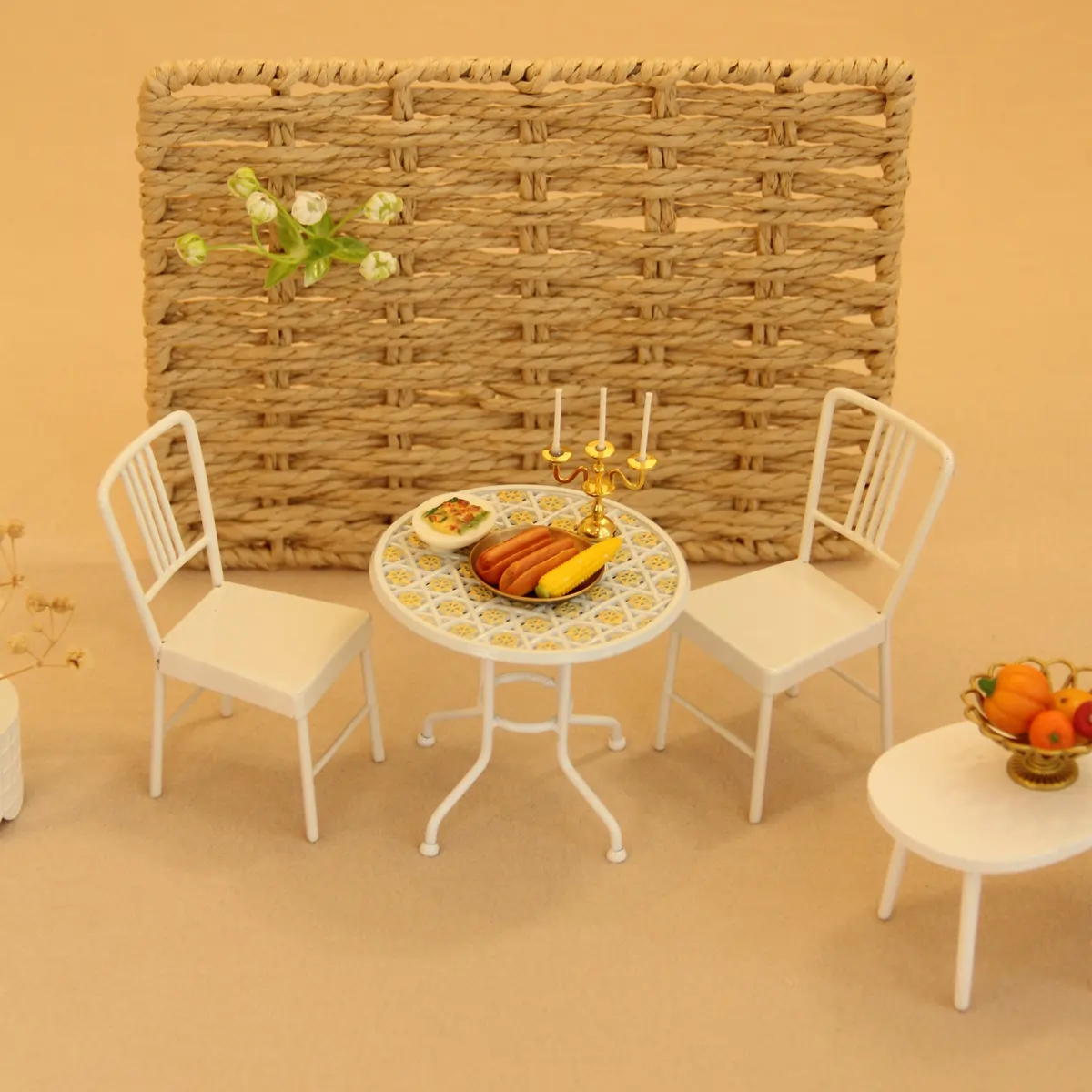miniature furniture tiny table and chairs