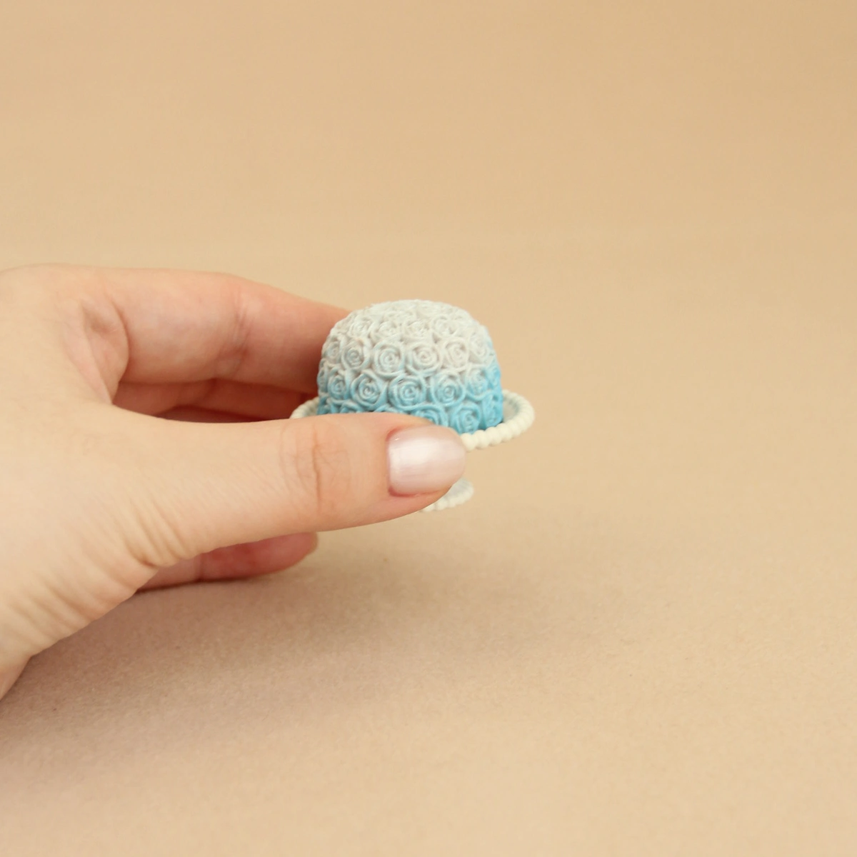 wooden miniature accessories with resin cake